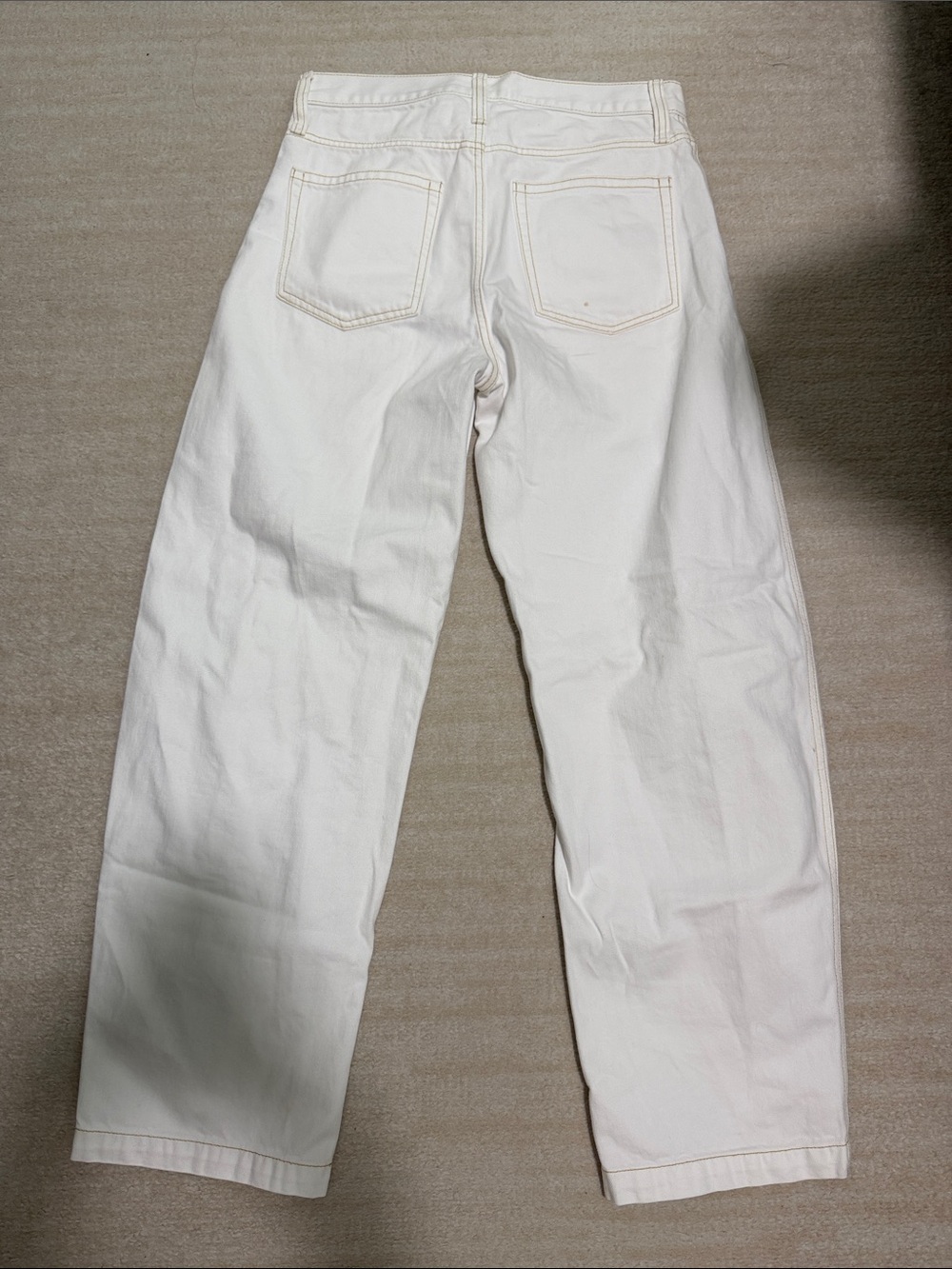 GAP barrel high rise size 27, 4r white jeans - Picture 5 of 7